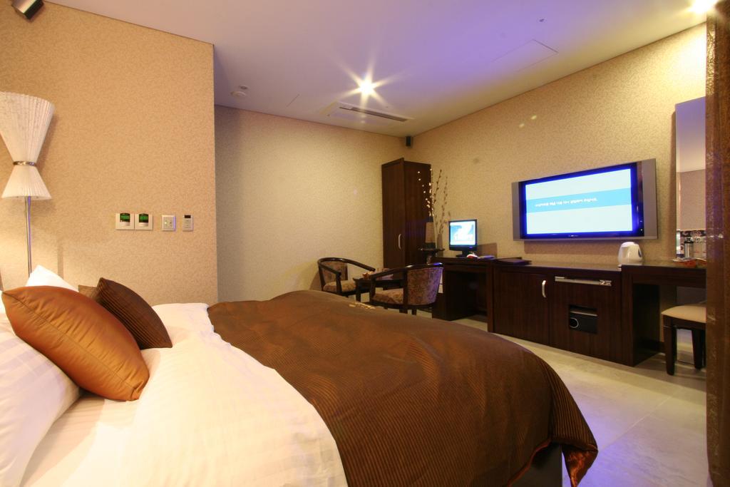 Wiz Hotel Paju Eksteriør billede