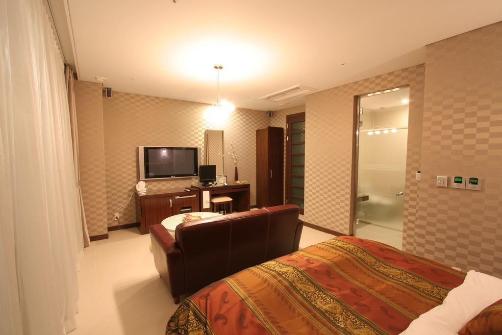 Wiz Hotel Paju Eksteriør billede