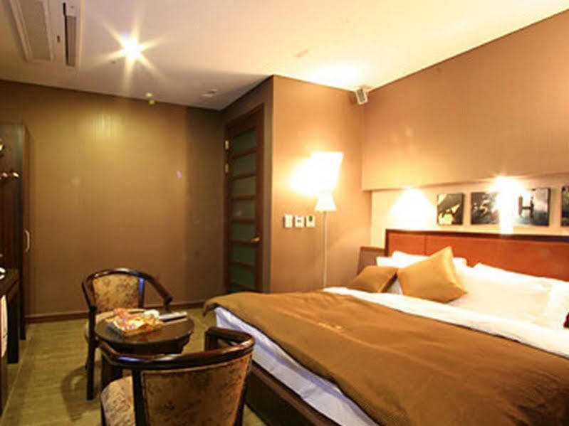 Wiz Hotel Paju Eksteriør billede